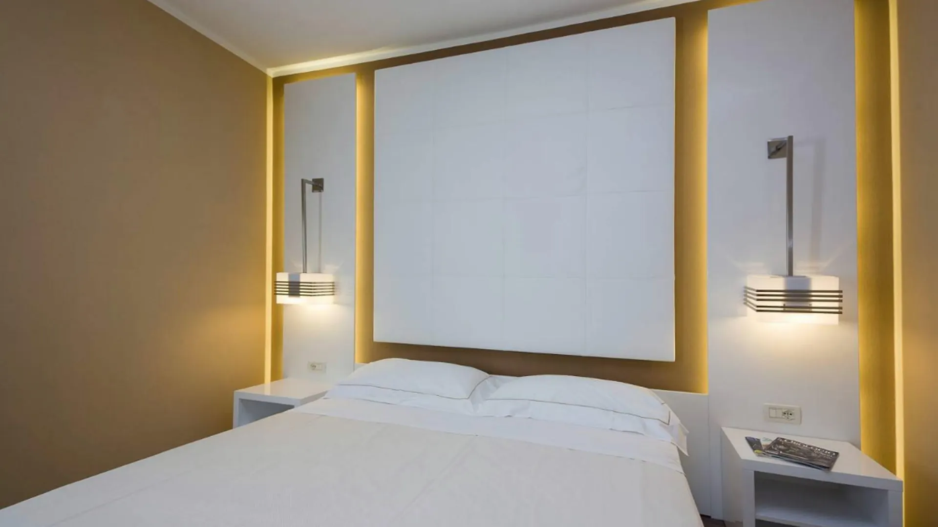 Acqua Resorts Sirmione 2*,