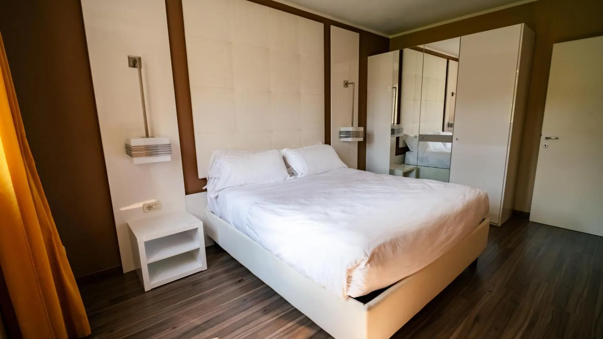 סירמיונה Acqua Resorts 2*,  איטליה