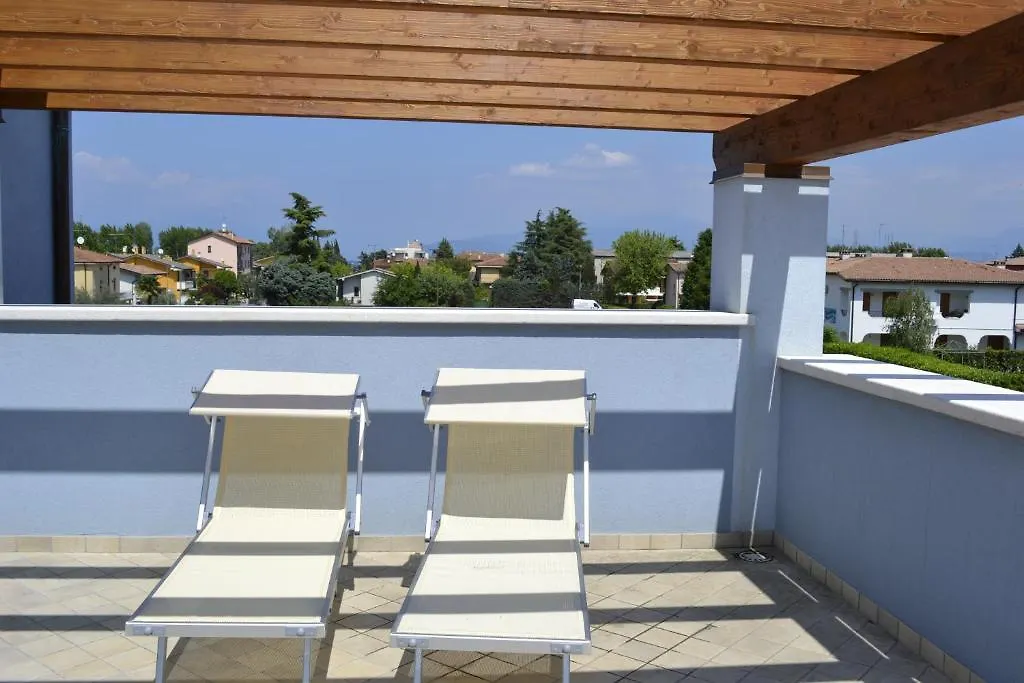 מלון דירות סירמיונה Acqua Resorts